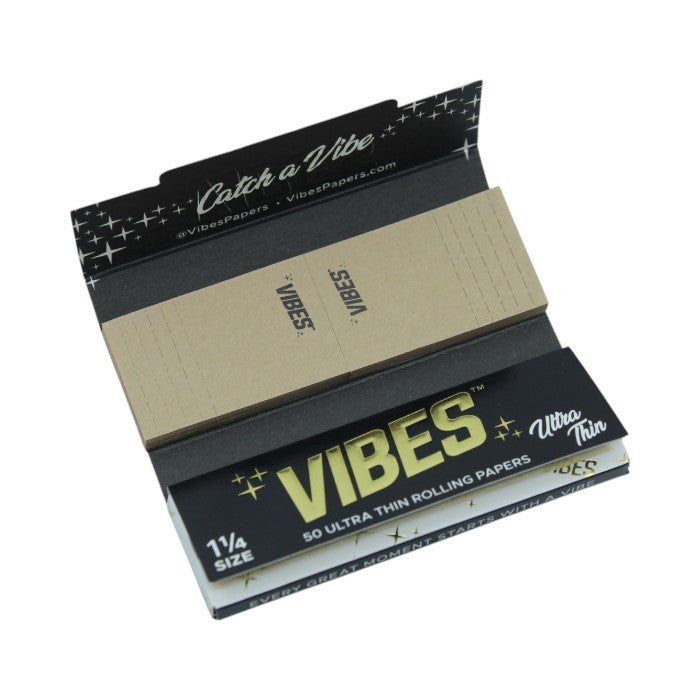VIBES ULTRA THIN 50 ULTRA THIN ROLLING PAPERS 1 1/4 SIZE BLACK